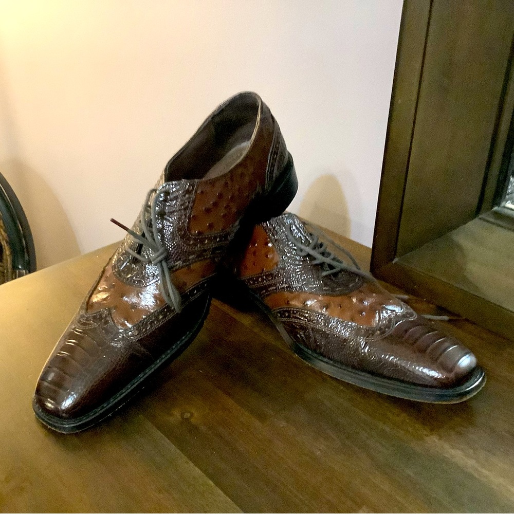Brown Stacy Adams in good condition